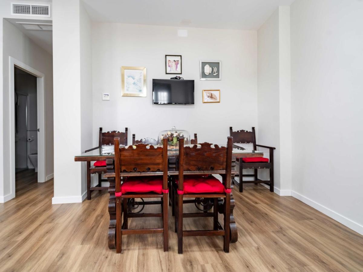 2 Bedrooms 2 Bathrooms - Triana- Sevilla Buitenkant foto
